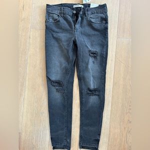 Zara  mid rise skinny jeans NWT 38 / 6 NWT